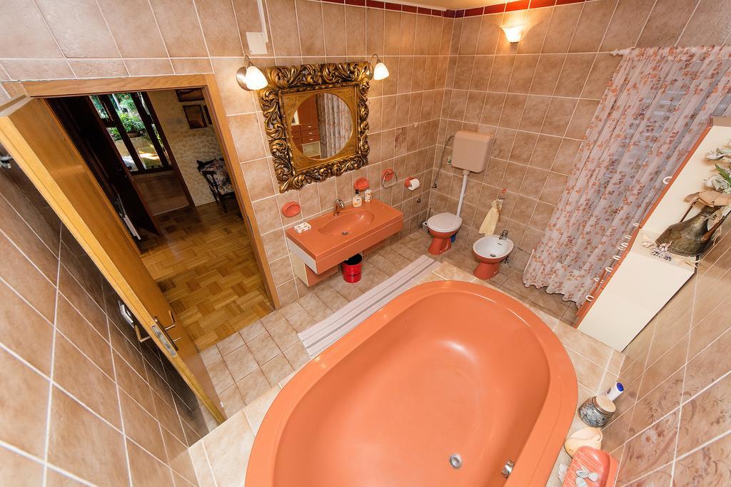 Villa Blanka Zrnovnica Номер фото